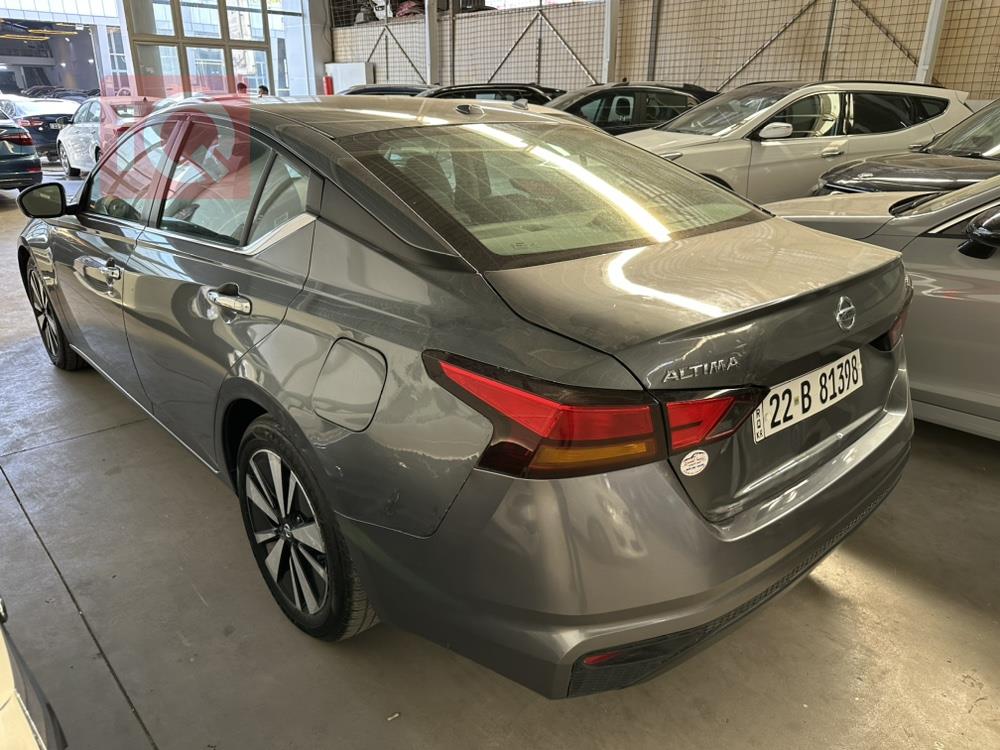 Nissan Altima
